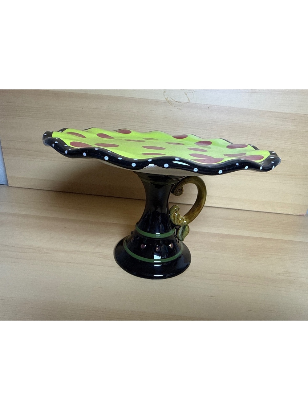 Whimsical Ceramic Pedestal Cake Stand – Vibrant Lime Green & Polka Dot Pattern